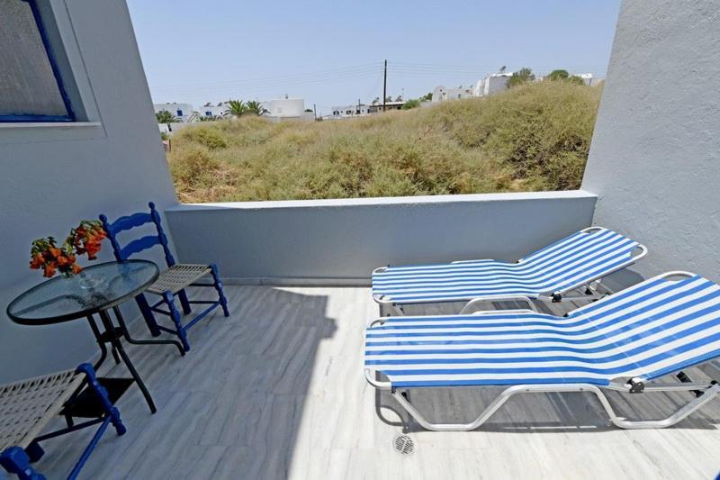 Lunar Santorini Hotel Perissa  Eksteriør billede